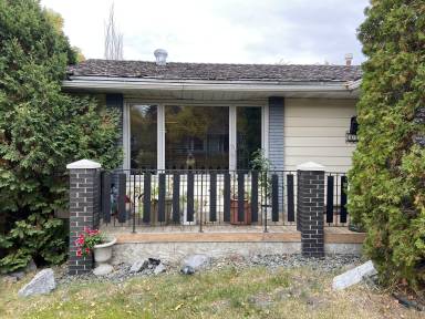 House St. Albert