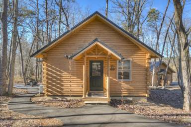 Cabin Hocking Hills