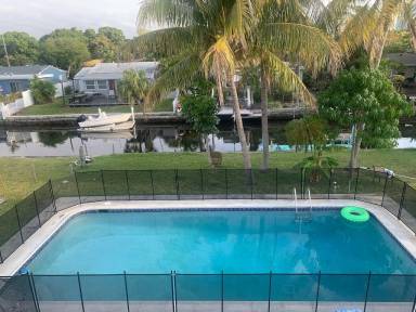 House Pool Port Everglades