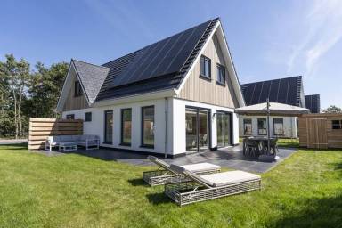 Hus Balkong/uteplats Den Burg