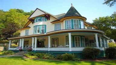 House Wyalusing Hardwood Forest
