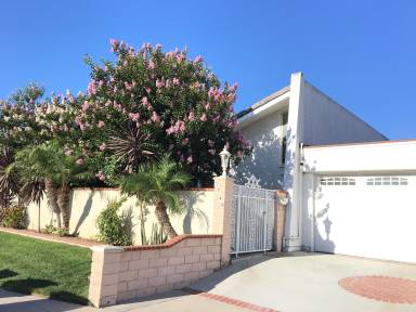 House Southwest Anaheim