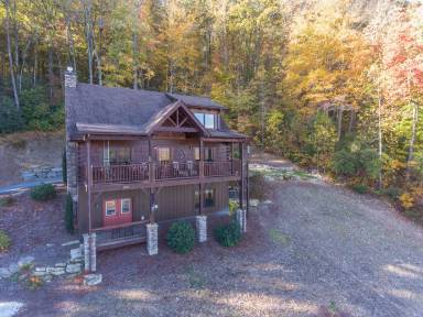 Cabin Hendersonville