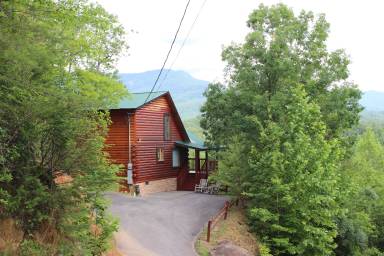 Cabin Pittman Center