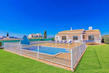 Villa Guia