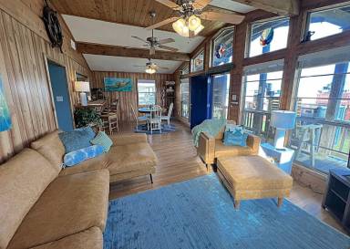 House Crystal Beach