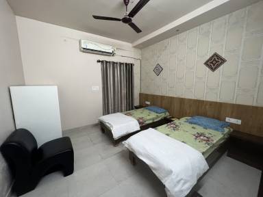 Private room Hind Nagar