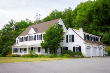 House Village of Woodstock