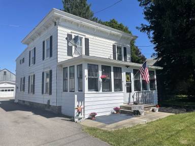 House Yard Oneonta