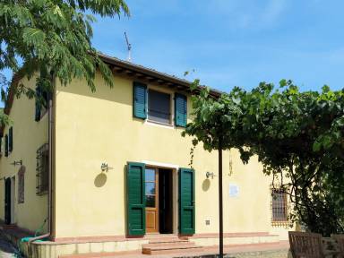 Villa Calci