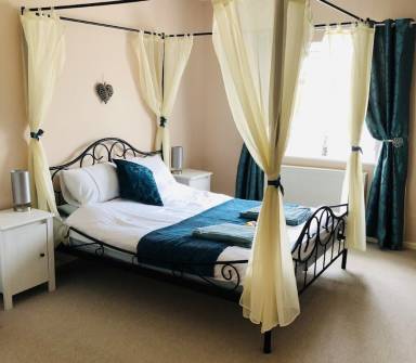 House Pet-friendly Shapwick
