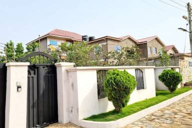 Apartment Tema New Town