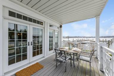 Villa Saugatuck