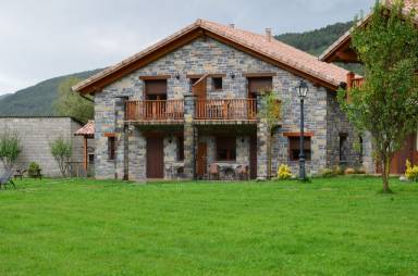 Cottage Balcony Laspuña