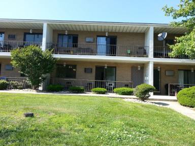 Condo Balcony/Patio Oakhurst