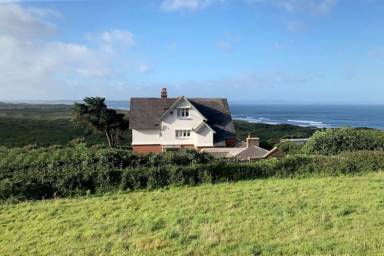Condo Kitchen Croyde