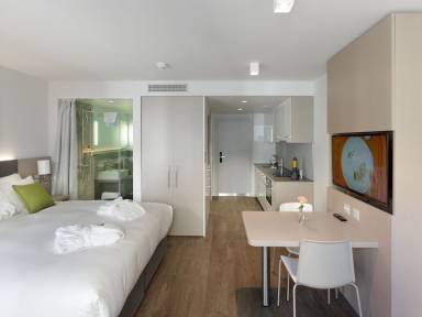 Hotel apartamentowy Crans-près-Céligny