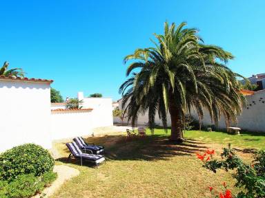 Villa Rosas