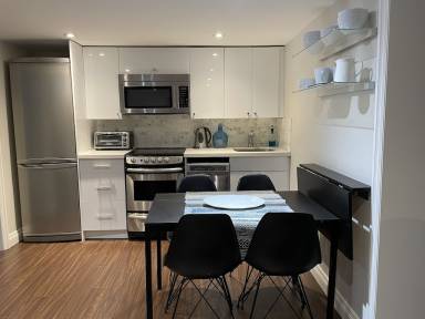 Casa Leaside