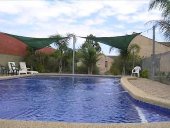 Holiday houses & accommodation in Benalla