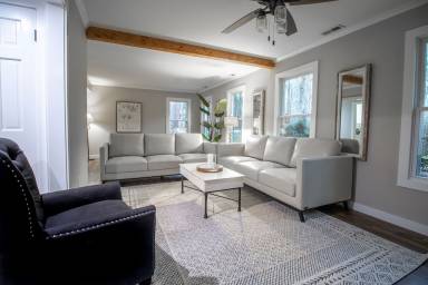 Cottage Northwest Raleigh