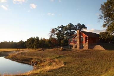 Cabin Lemonweir