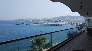 Appartement Balkon / Patio Kuşadası
