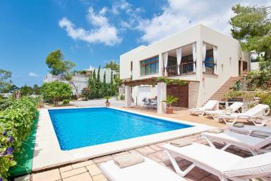 Casas de vacaciones Sant Antoni de Portmany, el mejor ocaso de Ibiza - HomeToGo
