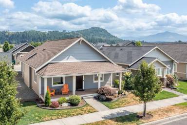 House Enumclaw