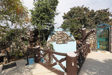 Villa Pool Mussoorie