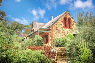 Holiday houses & accommodation in Hahndorf