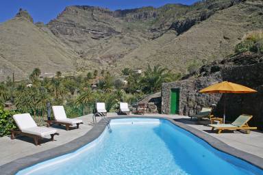 Ontdek wat Gran Canaria te bieden heeft met een vakantiehuis in Agaete - HomeToGo
