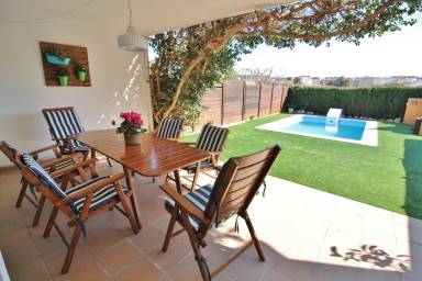 House Balcony Vall-llobrega