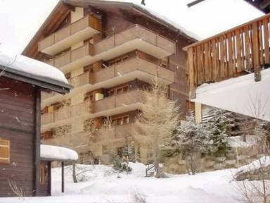 Beleef het mooiste van Zwitserland vanuit een vakantiehuis in Bellwald - HomeToGo