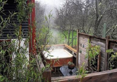 Villa Pool Glenlyon
