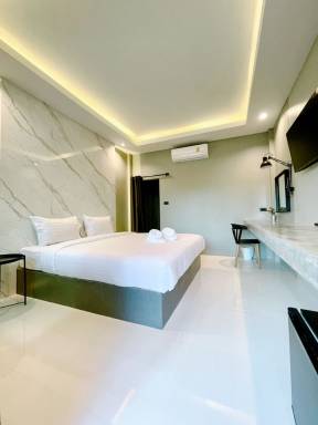 Accommodation Tha Chang