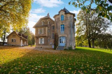 Villa Pouru-Saint-Remy