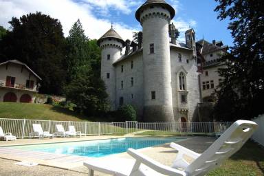 Castello Serrières-en-Chautagne
