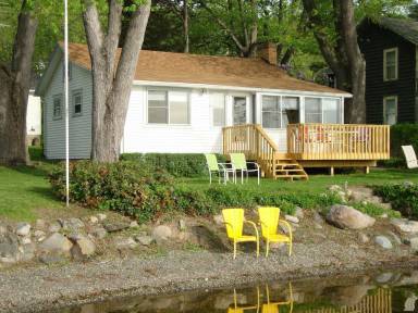 Cottage Honeoye