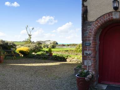 Holiday Cottages in Hartland - HomeToGo