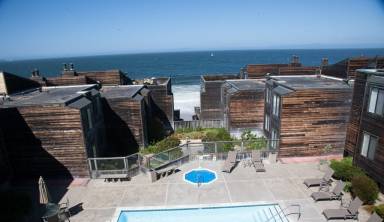 Condo Monterey