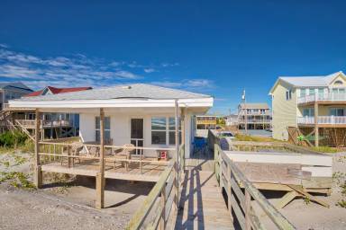 House Topsail Beach