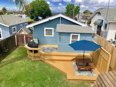 House Pet-friendly Loma Portal