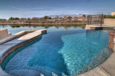 Amazing landscapes and leisure with a vacation home in Fort Mohave, AZ - HomeToGo