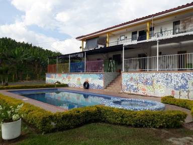 Holiday houses & accommodation Pereira