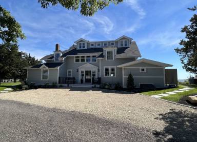 House Bourne