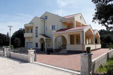 Appartamento Ugljan