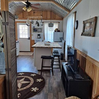Cottage Yard Whitesboro