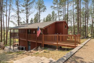 Cabin Balcony/Patio Merritt