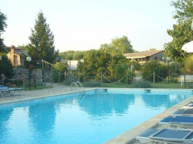 Farmhouse Yard Montecchio